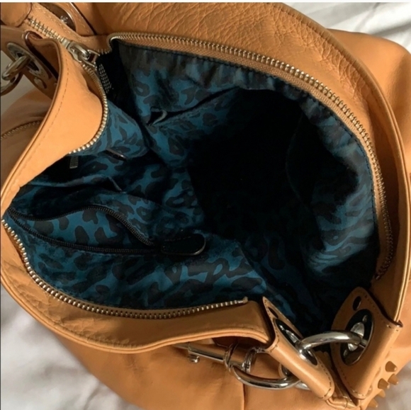 🍁🍂LIKE NEW Rebecca Minkoff Studded Luscious Hobo - Picture 8 of 8